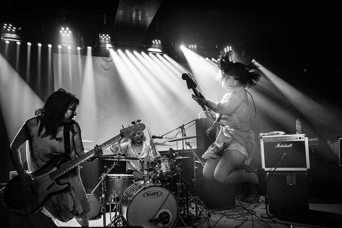 TsuShiMaMiRe Japanese Punk Band performing at the Lexington