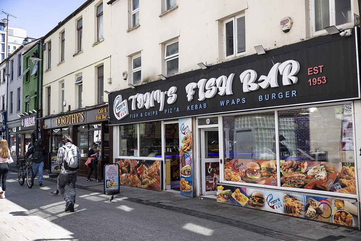 Caroline Street (Chip Alley) - A Cardiff Food Institution