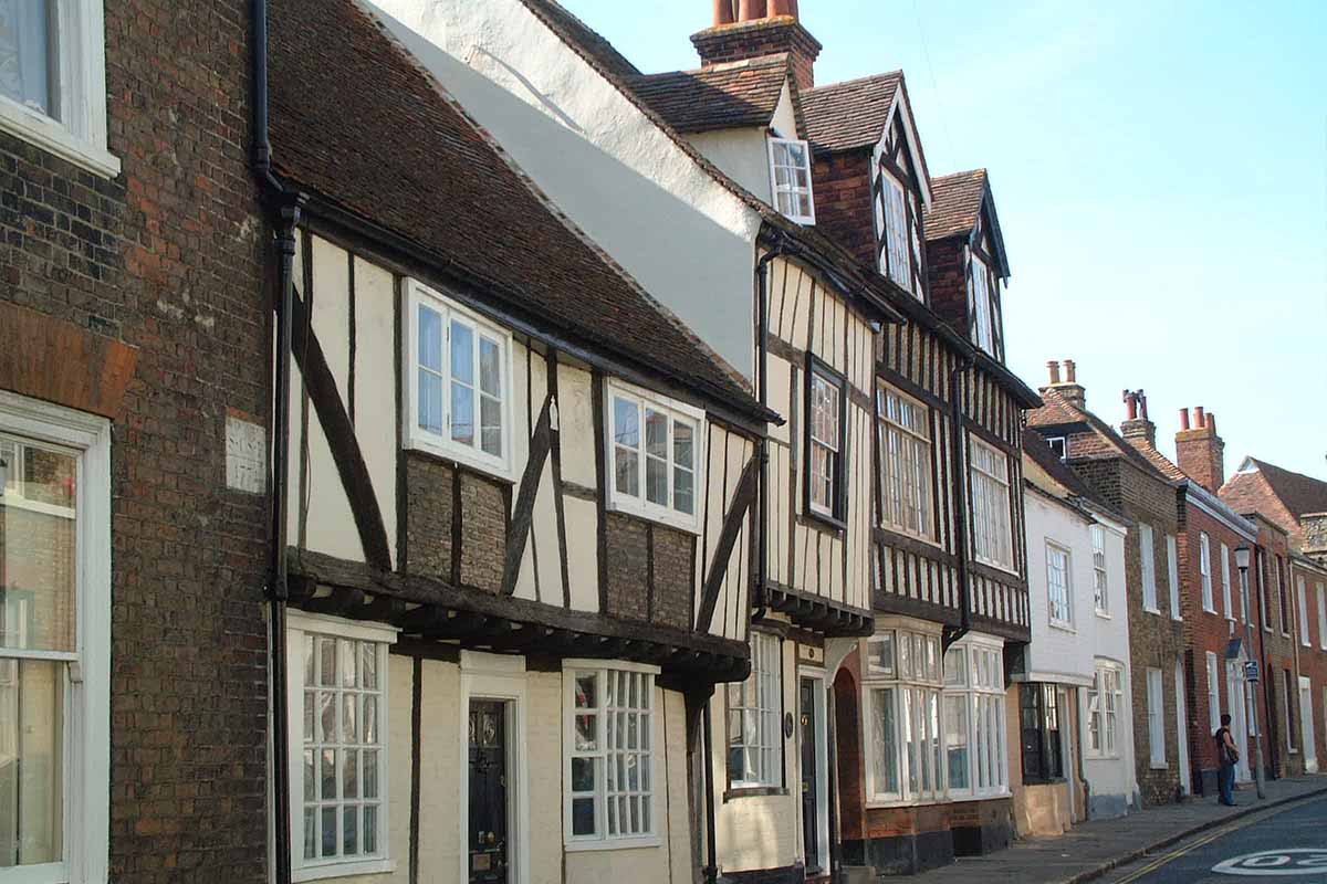 Eat a sandwich in sandwich - Best Things to do in Kent