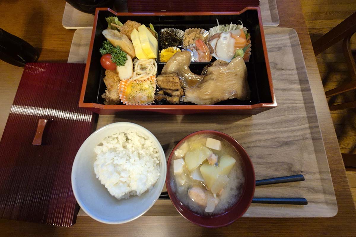 Japanese food - Best things to do in Tokyo