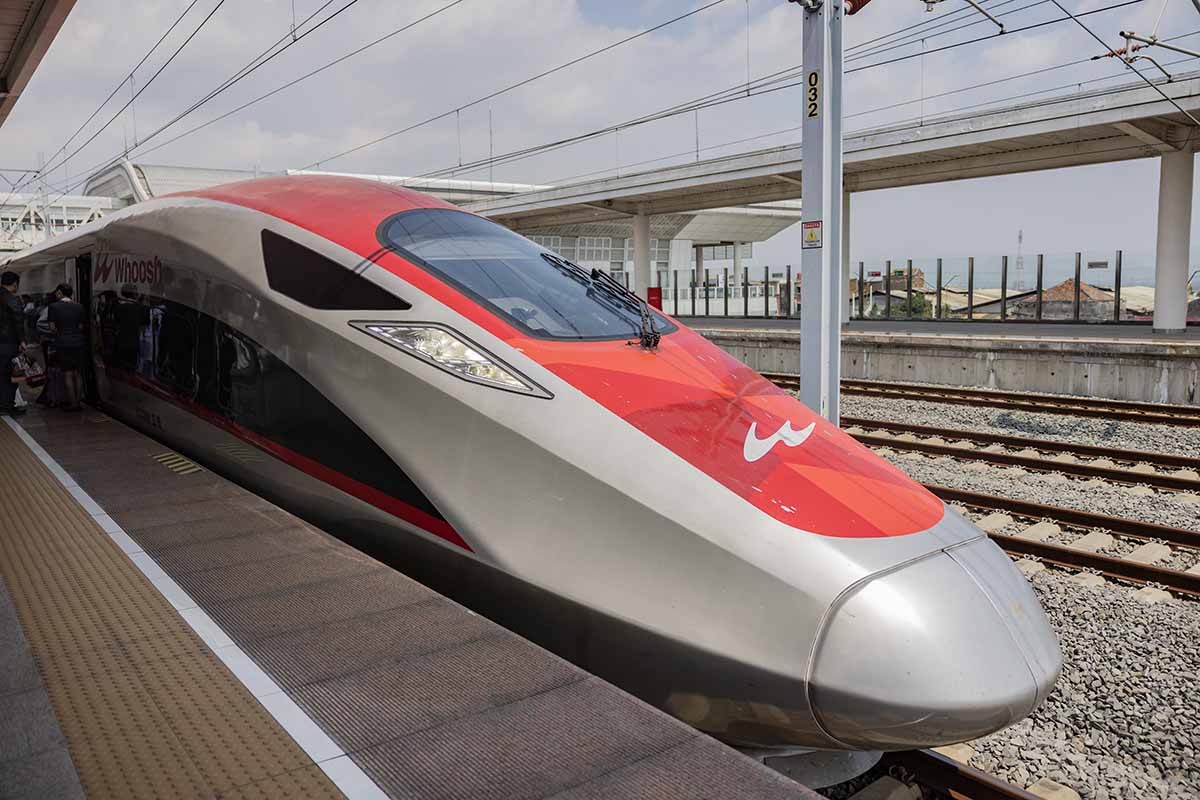 Are there trains in Indonesia?